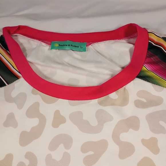 Sun Shine & Rodeos Leopard Print Short Sleeve Women's Tee - Picture 5 of 8
